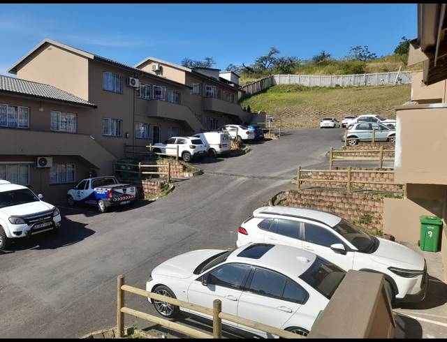 3 BEDROOM APARTMENT FOR SALE IN FAIRBREEZE